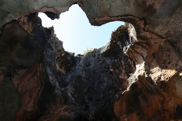 Quadirikiri Cave