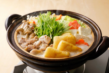 豆乳鍋　Soy milk soup hot pot