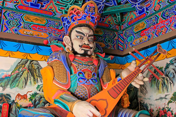 Obraz na płótnie Canvas Buddhism gods statue in a temple