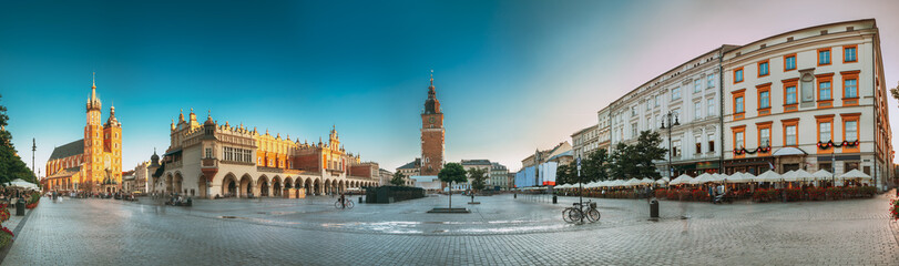 Fototapeta premium Krakow, Poland. Landmarks On Old Town Square In Summer Evening. 
