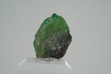 Tsavorit, Kristall, Grün, Mineral, Edelstein, Bruch, Natürliche Endung, Tansania
