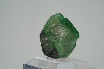Tsavorit, Kristall, Grün, Mineral, Edelstein, Bruch, Natürliche Endung, Tansania