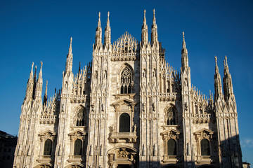 Fototapeta na wymiar cathedral in Milan