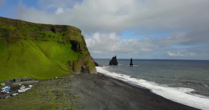 Felsen von Vik, Island