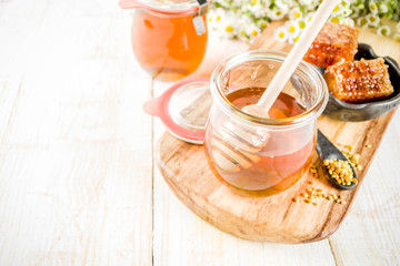 Honey with pollen and honey combs