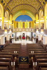 Fototapeta premium Choral Synagogue, Interior of the synagogue, selective lighting