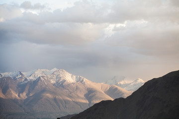Obraz na płótnie Canvas Tajikistan mountain range