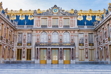 Close up shot of Versailles Palace during the day