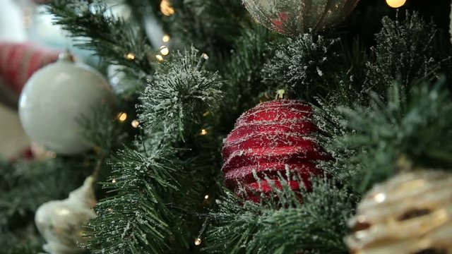 christmas tree ornaments TS