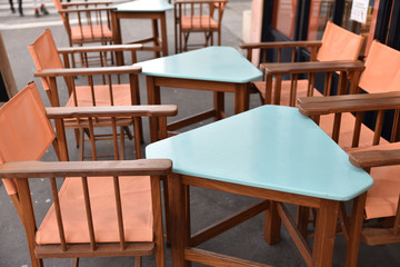 Table losange bleue