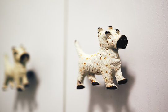 Cabinet knobs of dog