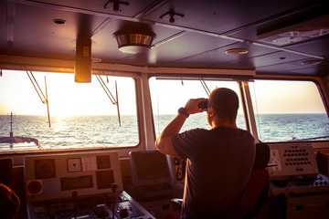 Senior Navigation Officer Training a Junior Officer