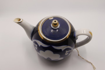 Théière en porcelaine