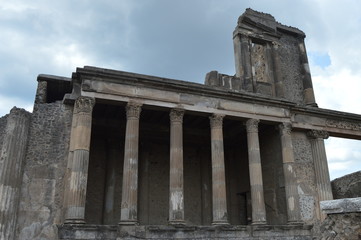 Naklejka premium Ruins in popeii Italy