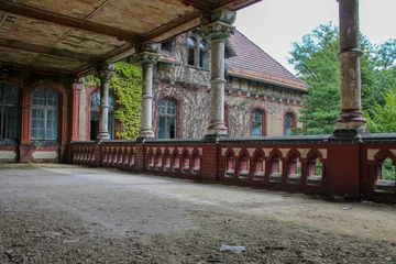 Rolgordijnen Ruïnes van Beelitz-Heilstätten Verloren plaats Berlijn Brandenburg  © seb868