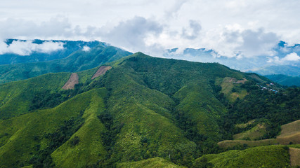 Fototapeta na wymiar View of mountain range forest and Cloud, beautiful nature