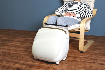 フットマッサージの風景