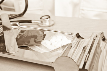 Counting tablets medicine