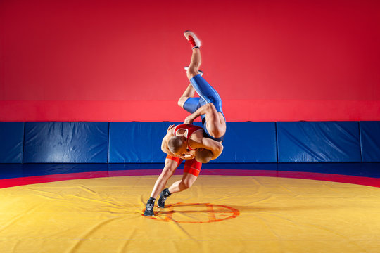 Mixed restling