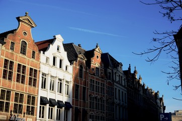 Square de la Putterie et église Sainte-Marie-Madeleine (Bruxelles- Belgique)
