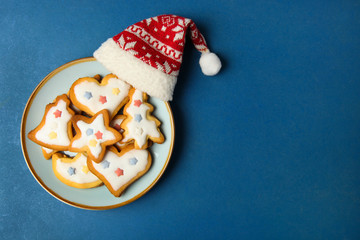 Christmas cookies with white glaze