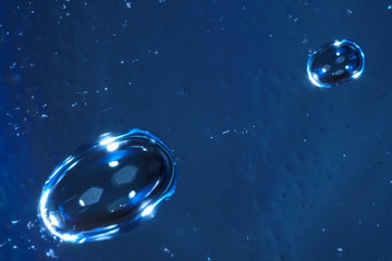 Air bubbles in the water, macro photography