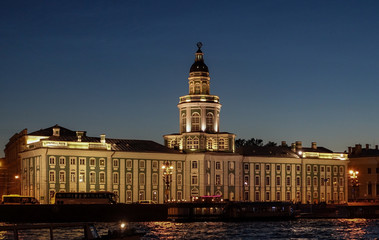 Fototapeta na wymiar Historical building in Petersburg