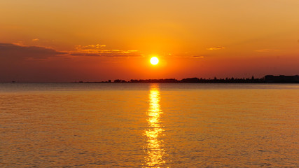 Naklejka premium Lever de soleil sur l'ile de Kos en grece