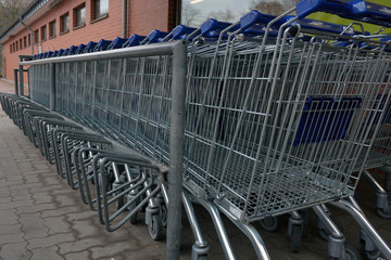 Supermarkteinkaufswagen