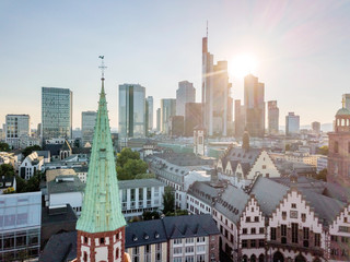 Fototapeta premium Old town and downtown during sunny day in Frankfurt am Main, Germany