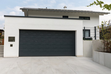 garage_door