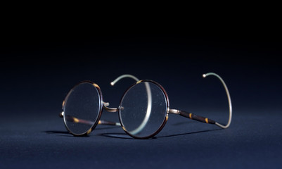 Fototapeta na wymiar Vintage glasses isolated