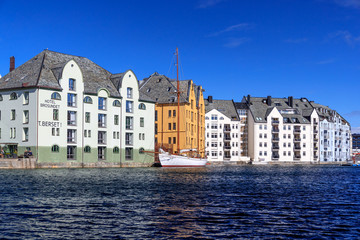 Fototapeta na wymiar Beautiful Aalesund city in Norway. April 2018