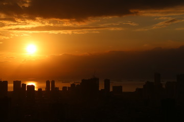 Fototapeta na wymiar Manila bei Sonnenuntergang