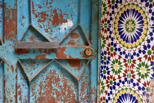 Moroccan door (detail) | Fez, Morocco