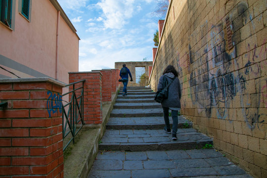 scale a pozzuoli, sulla via del ritorno