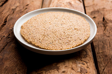 Til Roti or Tilgul rotla or papdi