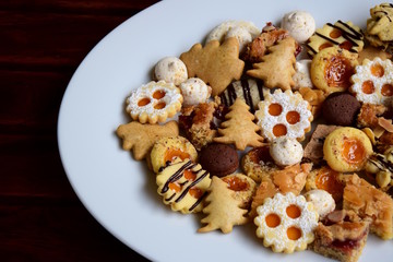 Weihnachtsgebäck, bunte Mischung, Naschereien, Weihnachtskekse