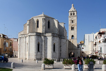 la Cattedrale di Barletta; abside e campanile