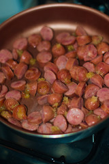 linguiça frita frigideira fritura, 