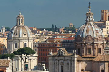 Obraz na płótnie Canvas Rome, Italy - Aerial view of the city center .
