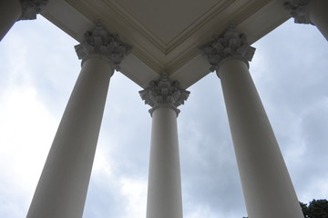 Column upper-2