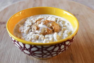 Vegan Savory Breakfast Food of Peanut Butter Oatmeal 