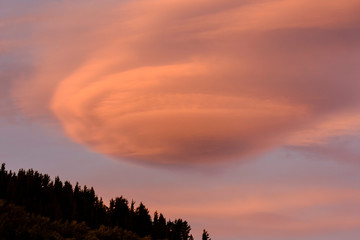 Altocumulus lenticularis cloud