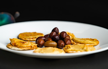 black olives hummus