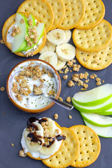 Vegetarian Crackers with Fruits