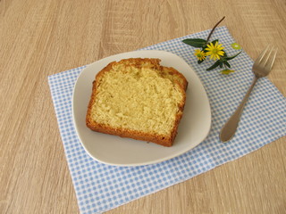 Klassischer Sandkuchen in Scheiben