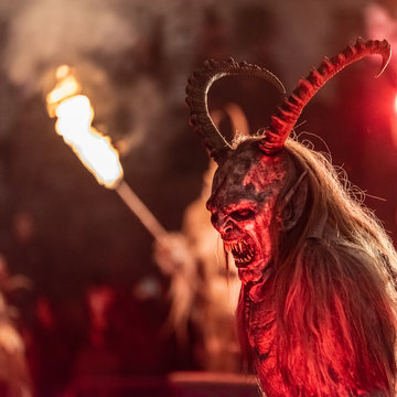 Krampus. Christmas devils. Flames. Fire. Waiting for San Nicol&ograve;