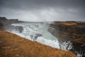 Gulfoss Wasserfall Island // Gullfoss Waterfall Iceland