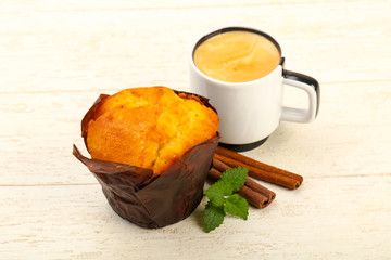 Muffin with coffee